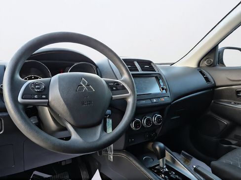 Used 2022 Mitsubishi Outlander Sport ES FWD image 20