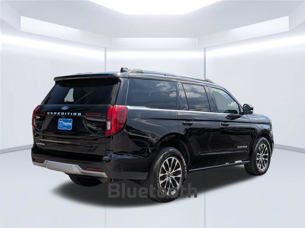 Used 2025 Ford Expedition Platinum AWD/4WD image 6
