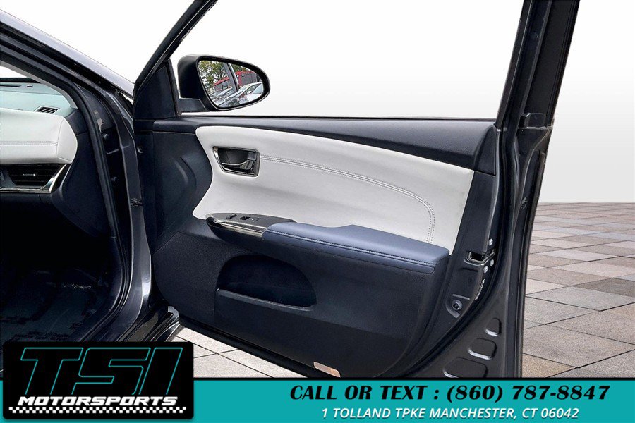 Used 2013 Toyota Avalon XLE Premium FWD image 24