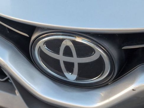 Used 2023 Toyota Camry SE w/ Protection Package (Q2) (TMS) FWD image 27