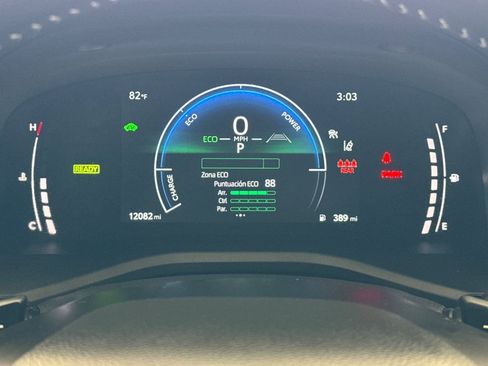 Used 2025 Toyota Camry SE w/ Convenience Package image 23