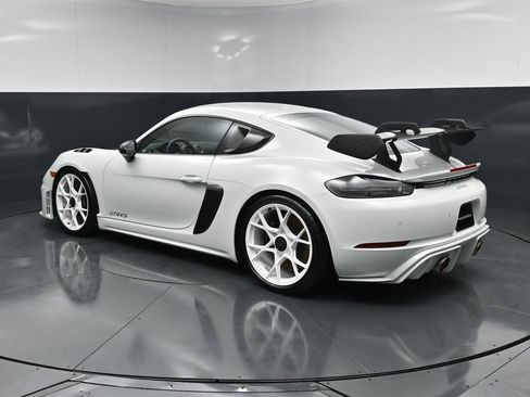 Certified 2024 Porsche 718 Cayman GT4 RS RWD image 3