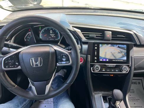 Used 2017 Honda Civic EX image 10