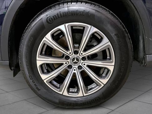 Used 2023 Mercedes-Benz GLC 300 4MATIC image 11