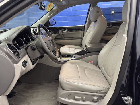 Used 2016 Buick Enclave Leather image 12