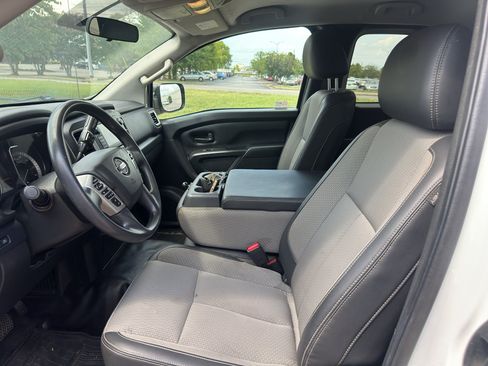 Used 2019 Nissan Titan S w/ S Utility Package RWD image 15