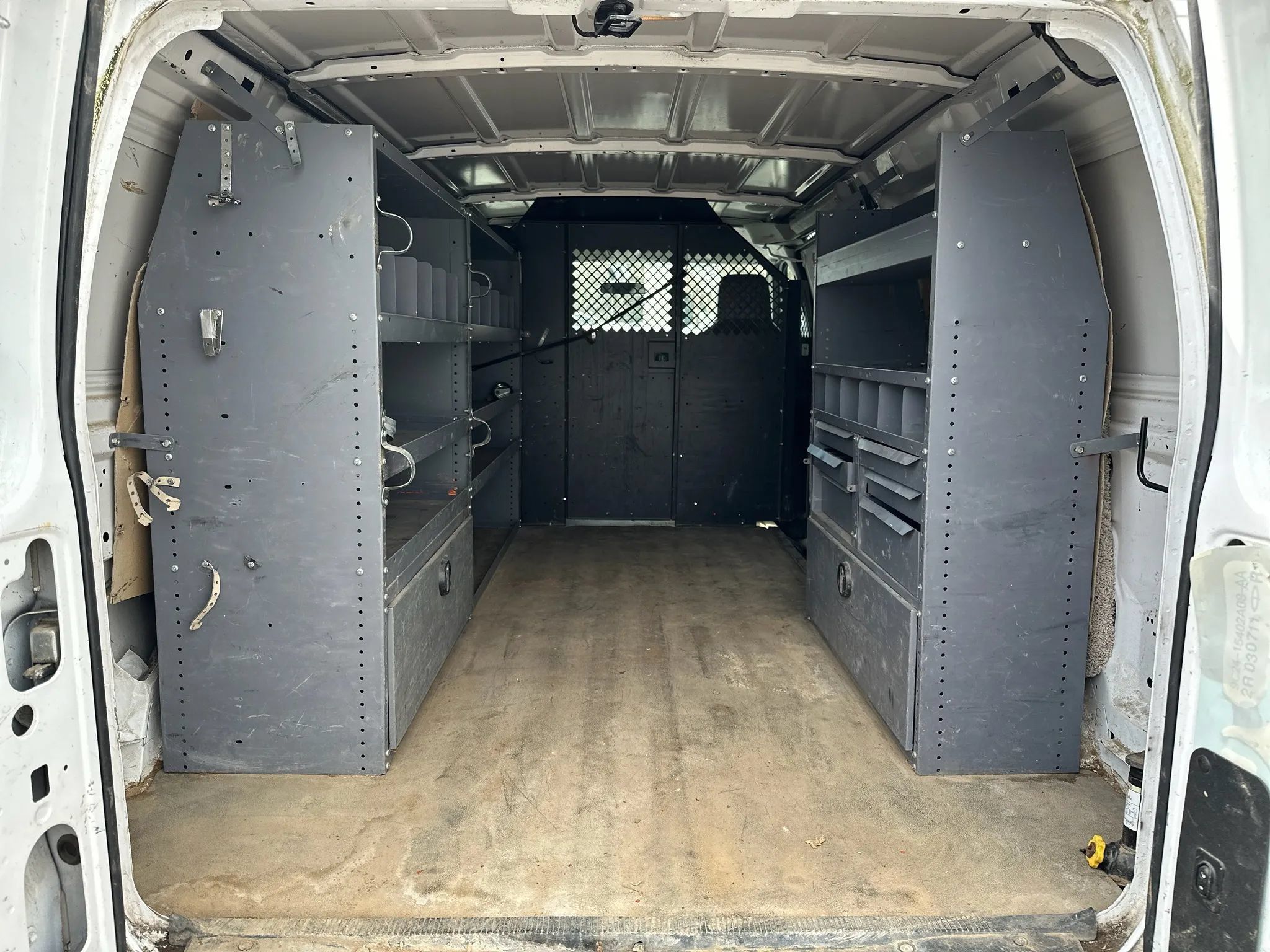 Used 2011 Ford E-150 and Econoline 150 w/ Commercial Cargo Van Pkg RWD image 9