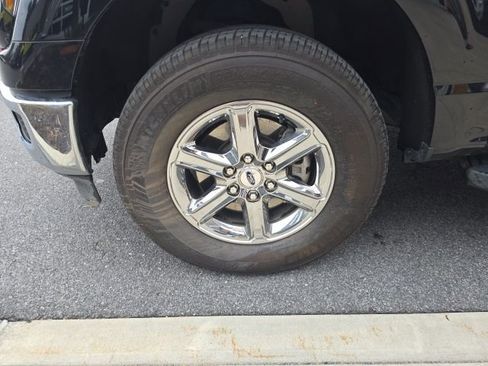 Used 2025 Ford F150 XLT w/ Equipment Group 301A Standard AWD/4WD image 8