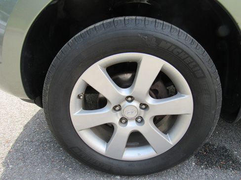 Used 2009 Hyundai Santa Fe Limited FWD image 11