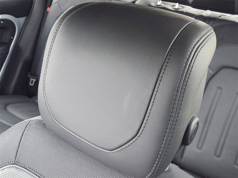 Used 2022 Land Rover Defender 110 X-Dynamic HSE image 24