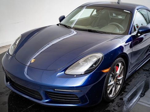 Used 2022 Porsche 718 Cayman S image 14