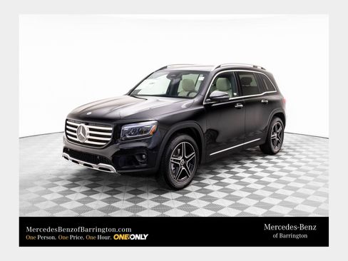 New 2026 Mercedes-Benz GLB 250 4MATIC image 1