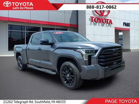 Used 2025 Toyota Tundra Limited AWD/4WD image 1