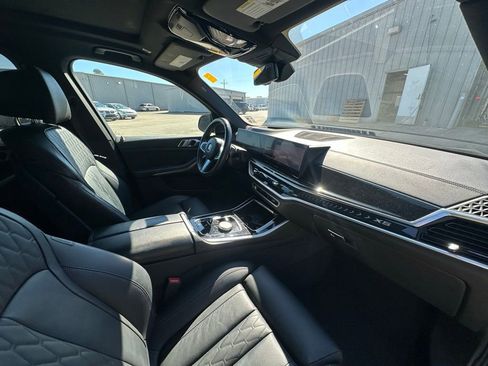 Certified 2024 BMW X5 xDrive40i w/ M Sport Package image 36