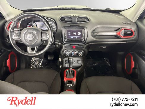 Used 2017 Jeep Renegade Trailhawk image 12