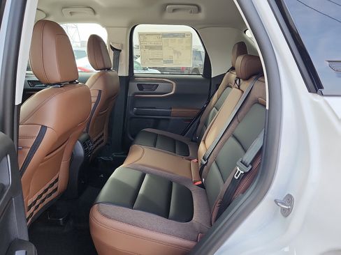 New 2025 Ford Bronco Sport Outer Banks image 6