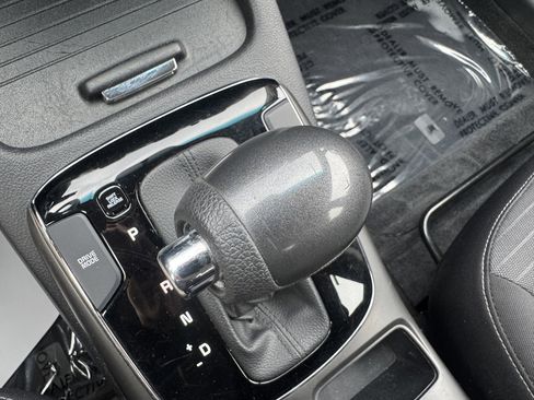 Used 2017 Kia Forte LX w/ LX Popular Package image 28