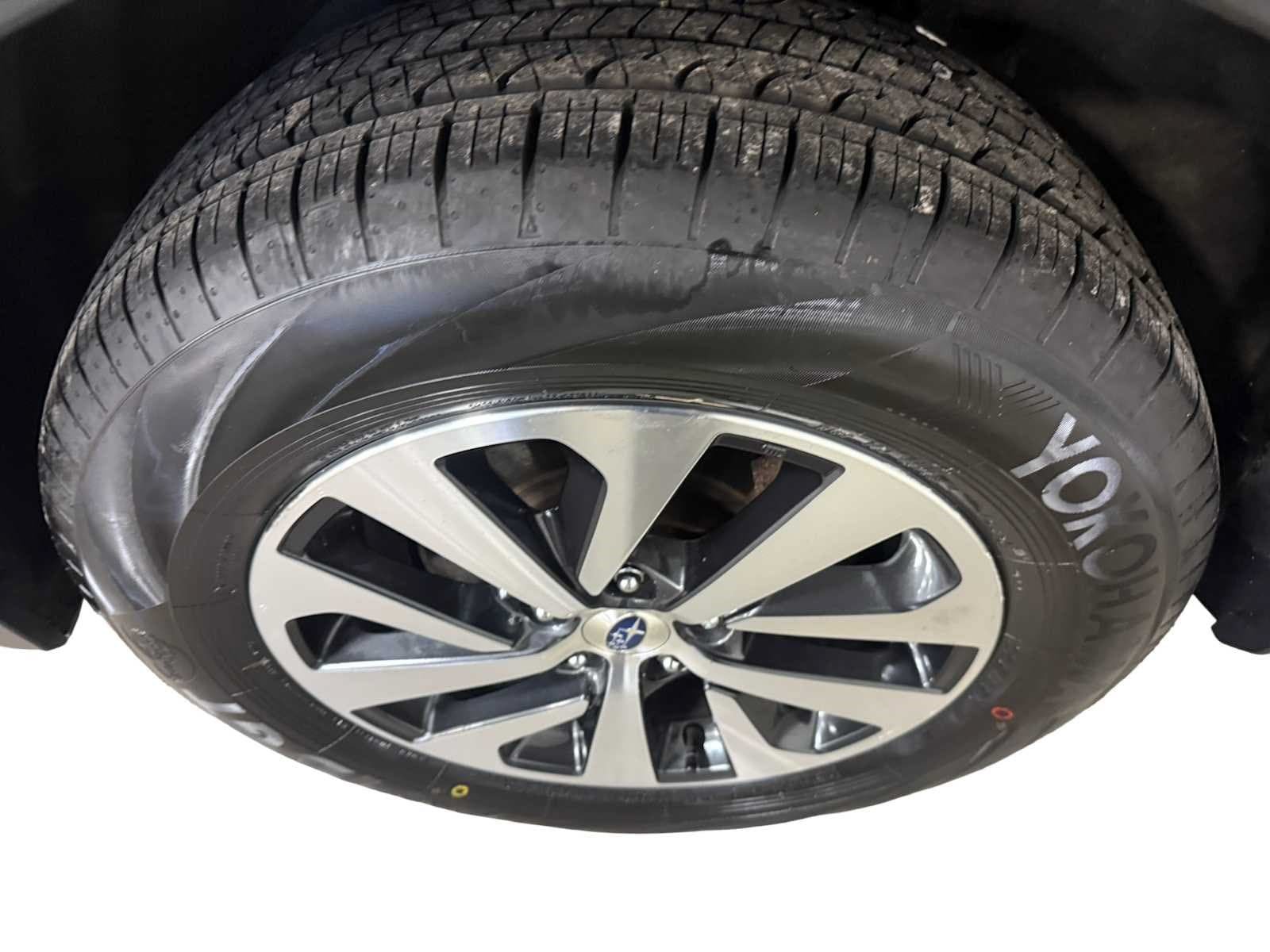 Certified 2024 Subaru Outback Premium w/ Popular Package #1A AWD/4WD image 9