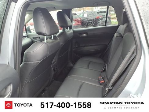 Used 2025 Toyota Corolla Cross XLE AWD/4WD image 12