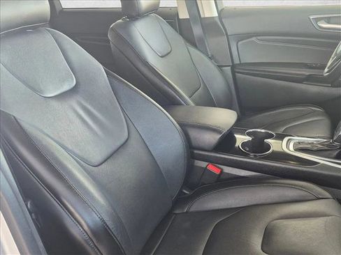 Used 2018 Ford Edge Titanium AWD/4WD image 20