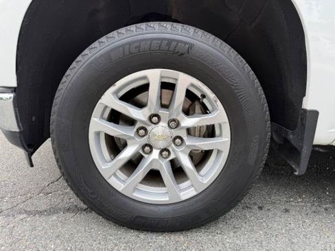 Used 2019 Chevrolet Silverado 1500 LT w/ All-Star Edition AWD/4WD image 27