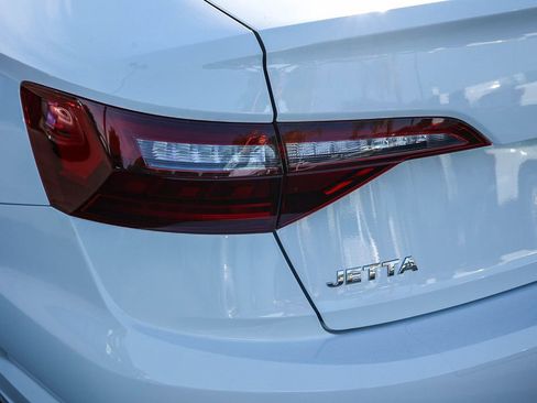 Used 2020 Volkswagen Jetta SEL image 9