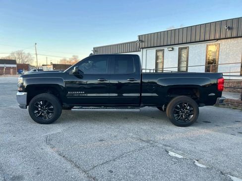 Used 2017 Chevrolet Silverado 1500 LT w/ All Star Edition RWD image 10