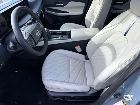 New 2026 Nissan Sentra SL w/ Floor Mat Package FWD image 7
