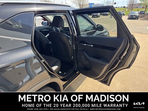 Used 2026 Kia Seltos S AWD/4WD image 30