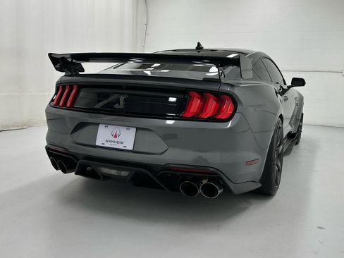 Used 2022 Ford Mustang Shelby GT500 w/ Carbon Fiber Track Pack image 4