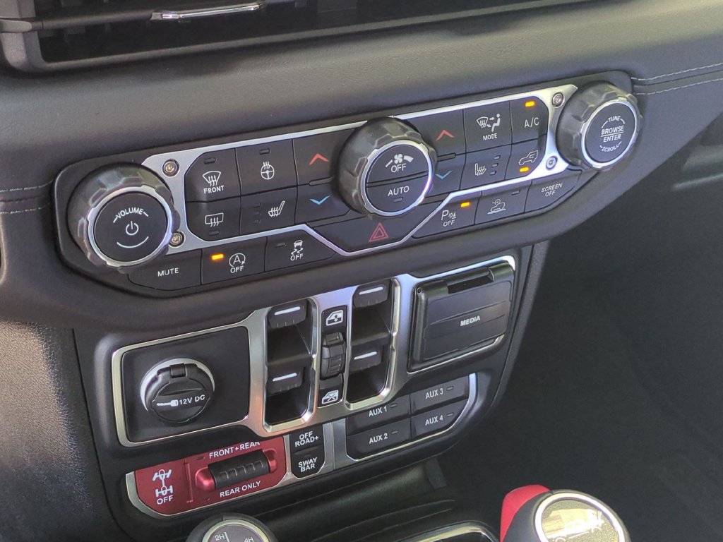 New 2026 Jeep Gladiator Rubicon AWD/4WD image 24