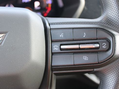 Used 2024 Chevrolet Colorado W/T image 34