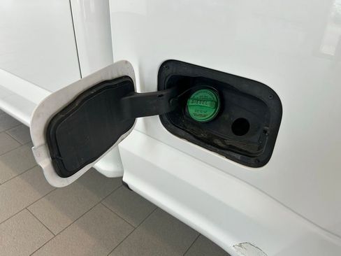 Used 2019 Ford F250 Lariat w/ Lariat Value Package image 48