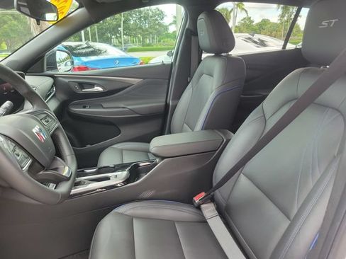 Certified 2024 Buick Envista Sport Touring w/ Convenience II Package FWD image 22