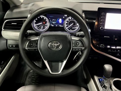 Certified 2023 Toyota Camry LE image 5