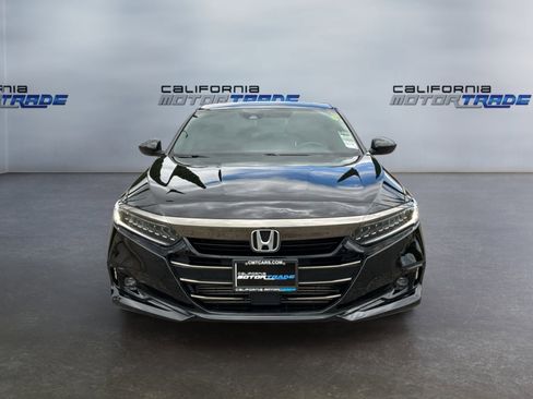 Used 2022 Honda Accord Sport image 2