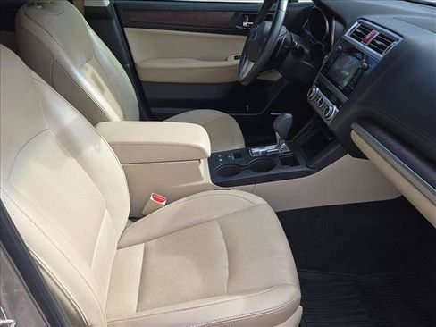 Used 2015 Subaru Outback 2.5i Limited AWD/4WD image 17