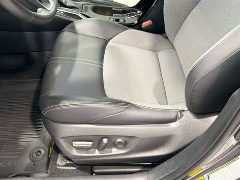 Used 2025 Toyota Corolla XSE FWD image 16
