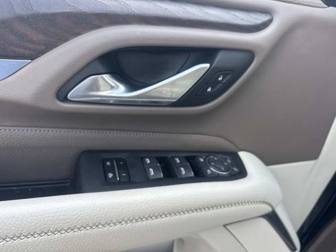 Used 2022 GMC Yukon Denali RWD image 22