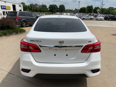 Used 2019 Nissan Sentra SV FWD image 8