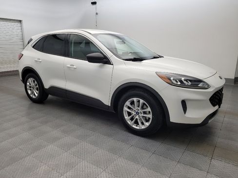 Used 2022 Ford Escape SE w/ Convenience Package FWD image 11