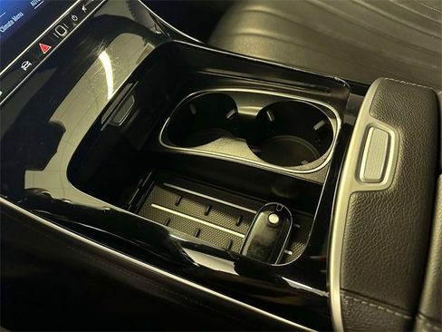 Certified 2022 Mercedes-Benz S 500 4MATIC image 25