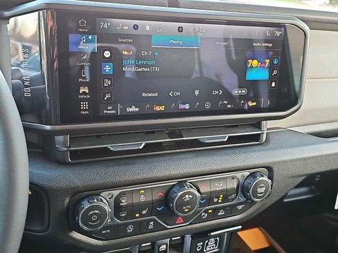 New 2026 Jeep Gladiator Sport image 11