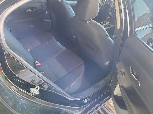 Used 2022 Nissan Sentra SV w/ Trunk Package FWD image 9