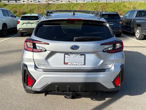 Used 2025 Subaru Crosstrek 2.5i Premium AWD/4WD image 4