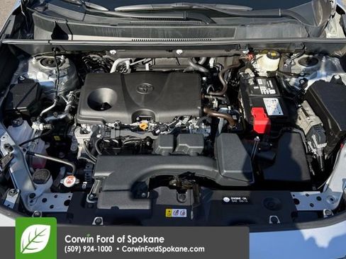 Used 2022 Toyota RAV4 XLE Premium AWD/4WD image 36