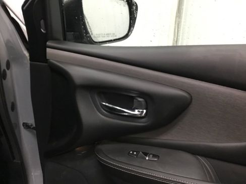 Used 2023 Nissan Murano SL image 23