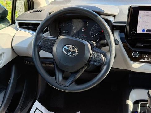 Used 2024 Toyota Corolla LE w/ LE Convenience Package FWD image 14
