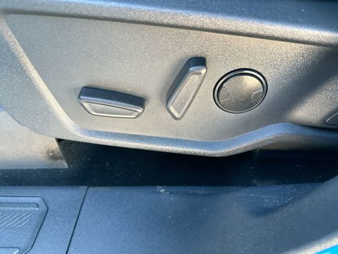 Used 2022 Ford Bronco Wildtrak image 12