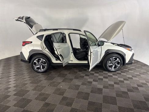 Used 2024 Subaru Crosstrek 2.0i Premium AWD/4WD image 13